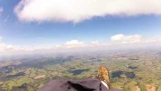 preview picture of video 'Primeiro CROSS paraglider 12km em sao pedro. Pouso na roubada.'
