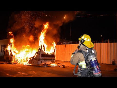 Well-Involved RV Fire: LAFD Light Force 66 (South LA)