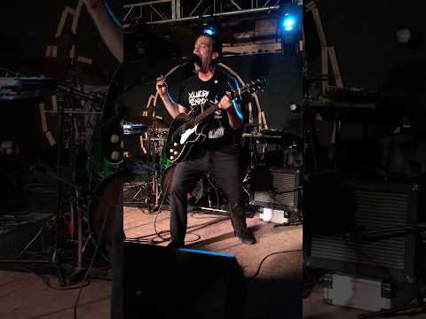 Videoclip de Master of the Bump (Kurt Stumbaugh, I Can Feel the Soil Falling Over My Head) — Xiu Xiu