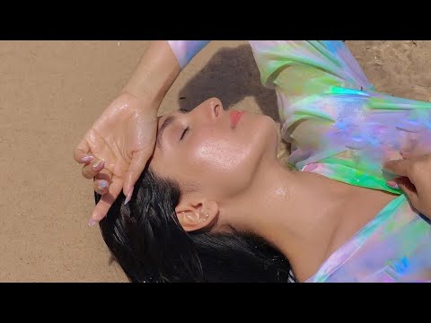 Ayeza khan bold pictures at beach