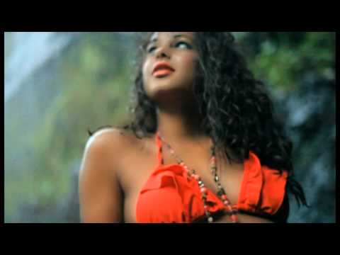 Neïman -  Ton Sourire  (Official Video Clip) (HD)
