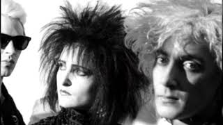 10. Little Johnny Jewel - Through The Looking Glass (1987) / Siouxsie &amp; The Banshees