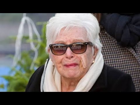 "She has just left us": the sad end of Line Renaud