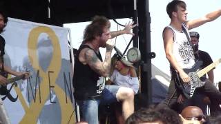 Of Mice &amp; Men - Those In Glass Houses (Live 2010 Warped Tour)
