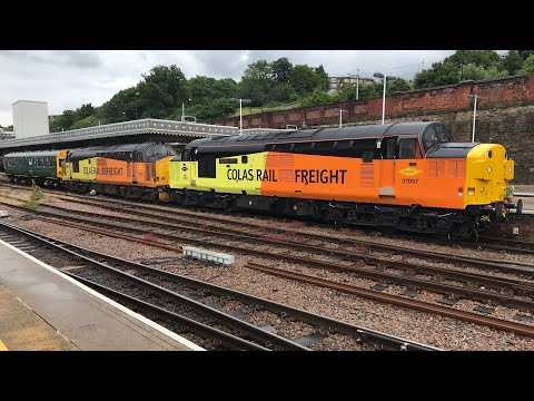 37057 (Barbara Arbon) & 37421 Colas Railfreight leaving Sheffield railway station