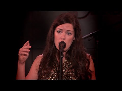 Emilie-Claire Barlow - Live in Tokyo - Surrey With the Fringe on Top