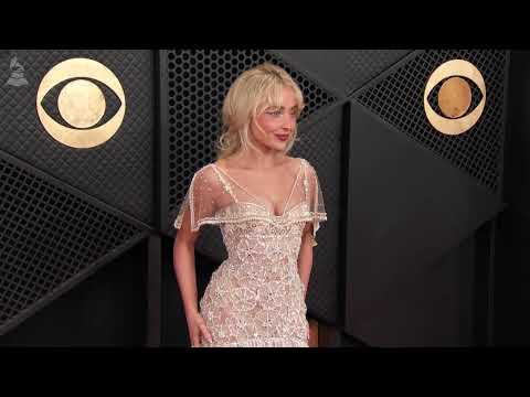 SABRINA CARPENTER | Red Carpet Fashion Cam | 2026 GRAMMYs