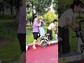 مفيش مكان لشينتو… فشامبا ربطت السكوتر الصغير وراها! 😂🛵🔥
