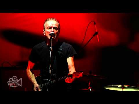 Hugh Cornwell - Always The Sun (The Stranglers) (Live in Los Angeles) | Moshcam