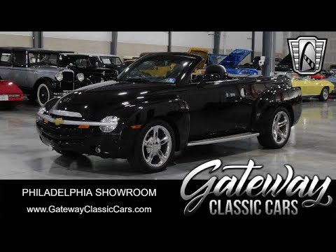 2004 Chevrolet SSR (CC-1941532) for sale in O'Fallon, Illinois