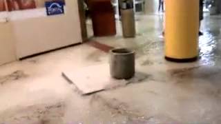 preview picture of video 'Shopping Portal Santiago del Estero - Segunda Inundación'