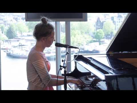 Aafke Romeijn - Karakter (Songwriters Guild Live)
