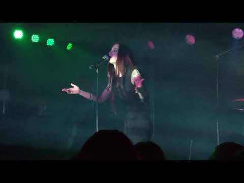 Chrysta Bell - Live (Klubi 28.4.2018)