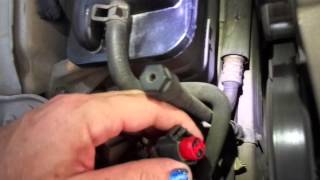 97 Ford Taurus GL Wagon A/C Low Pressure Switch 01