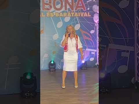 Szávolovics Gabriella: Emeld fel a szemedet az égre...