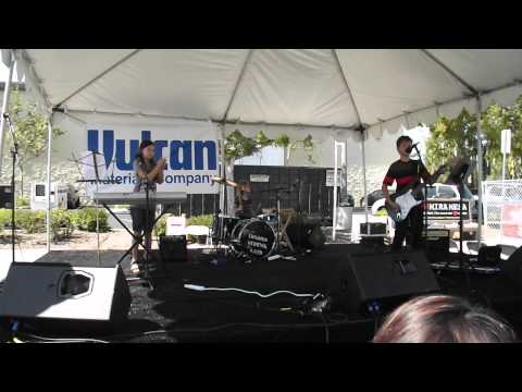 Children Medieval Band - live MiraMesa - Talking 'bout you - by Chuck Berry