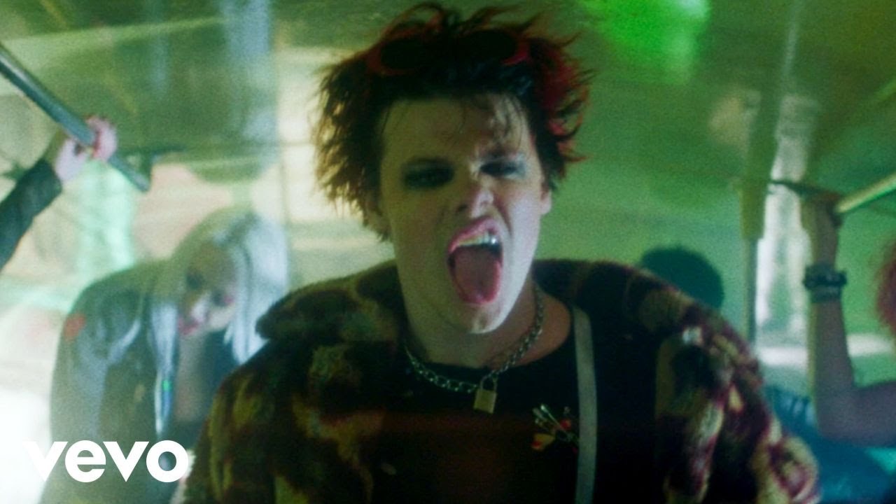 ACTING LIKE THAT LYRICS - YUNGBLUD - MACHINE GUN KELLY ACTING LIKE THAT LYRICS - YUNGBLUD - MACHINE GUN KELLY