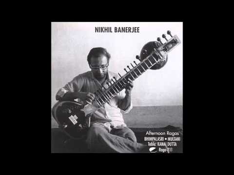 Pt. Nikhil Banerjee - Raga Bhimpalasi (complete)