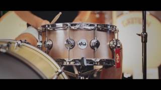 Video thumbnail for DW Collectors 14x6.5" Knurled Bell Bronze Snare Drum by Peter Lewis