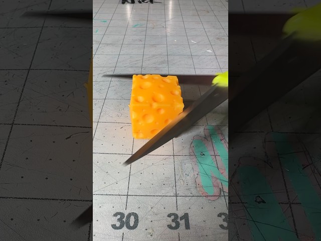 Vídeo relacionado con HTTDSLF 4 Piezas Cheese Squishy Square, Juguete Apretar Mantequilla, Squeeze Toys Squishy Juguetes, Kawaii Squishys, Regalos Cumpleaños para Niños y Adultos