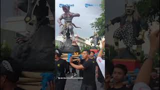 Kemerahan Pawai Ogoh-ogoh yang Digelar Pertama Kali di Kota Solo, Sambut Hari Raya Nyepi