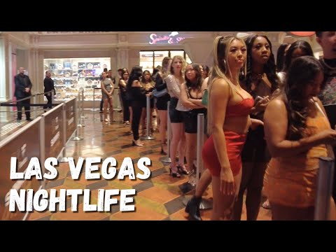 Vibrant Las Vegas Nightlife - Walking in the City That Never Sleeps [4K]