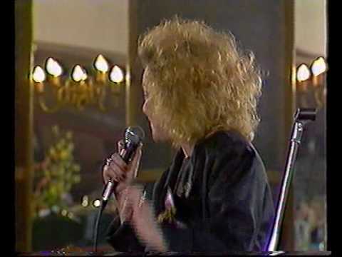 MOJMIR I MAJDA SEPE - Zemlja pleše (live 1991.)