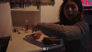 库车到哈密的服务区,今晚吃炒面。#新疆 #旅行vlog #房车生活 #床车生活