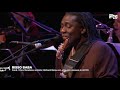 Richard Bona (voc, b-gtr) Bisso Baba - Metropole Orkest - 2013