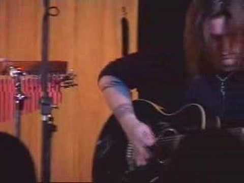 SHAMAN ACUSTICO - IMMORTAL