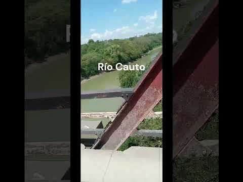 De Holguín a Bayamo - Poblado Cauto Cristo y Río Cauto - Cuba 2025 abril #conocecuba #ríocautocuba