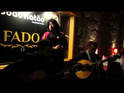 MARIA DO SAMEIRO  FADO , ACTUOU NO RESTAURANTE JOÃO RATÃO , EM MATOSINHOS