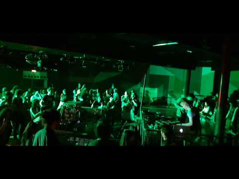 Brainless Sound System - A Weh Yuh Fah Live Dub Station #66 Trabendo Paris 20190526 013440 HD