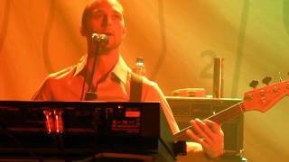 20/23 Tegan &amp; Sara - Someday @ Manchester Academy, England 11/14/09