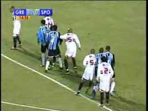 Libertadores 2007 - GREMIO 2 x 0 bambis - parte 7
