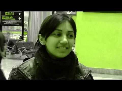 Nikita Daharwal Bahon Mein Chale Aao (Anamika)- Karaoke Cover by: Nikita Daharwal