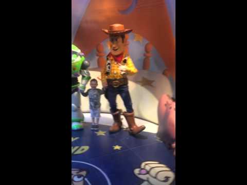 Walt Disney World December 2014 trip:Hollywood Studios Quinn meets Woody and Buzz