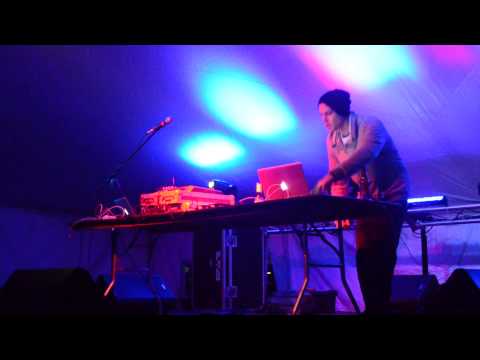 Jantsen @ Hoopla in the Hills