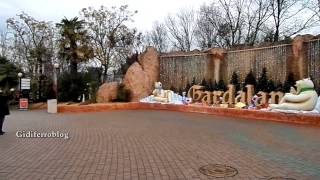 preview picture of video 'Gardaland, Piazzale entrata - entrance'