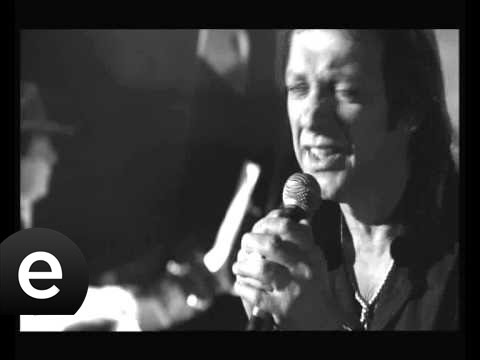 Sevmek Ne Güzel (Recep Aktuğ) Official Music Video #sevmeknegüzel #recepaktuğ - Esen Müzik