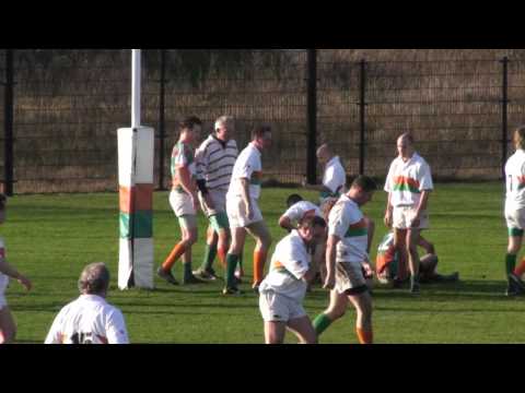 The Hookers rugby old suckers tegen de junioren.