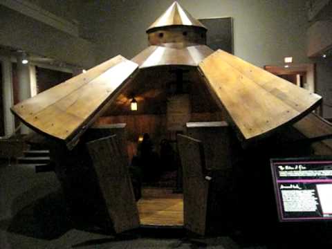 Leonardo daVinci's Machines in Motion- Armored Tank
