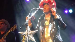 Valerie June - The Hour (Philadelphia, PA 3-10-17)