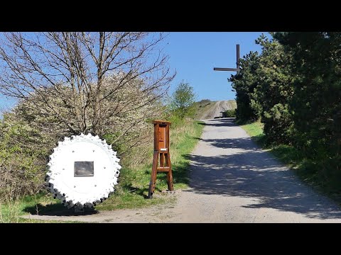 Kreuzweg (und) Halde Haniel • Anfang April 2025