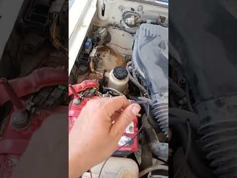 falla la marcha, posible causa de pila o batería descargada.