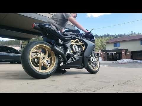 2021 MV Agusta Superveloce 800 Cold Start