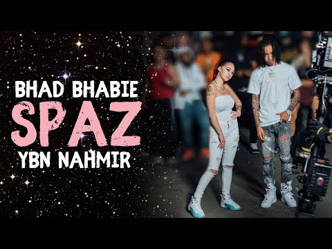 Video Spaz (Letra) de Bhad Bhabie 