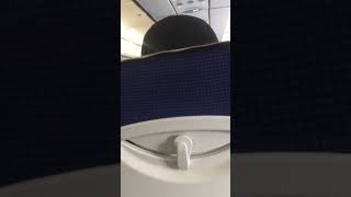 Download lagu Story Lagi Di Pesawat Tujuan Banjarmasin Ceritanya #prank #storywa  #shorts mp3