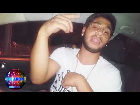 Daviles de Novelda Cantando En Un Coche