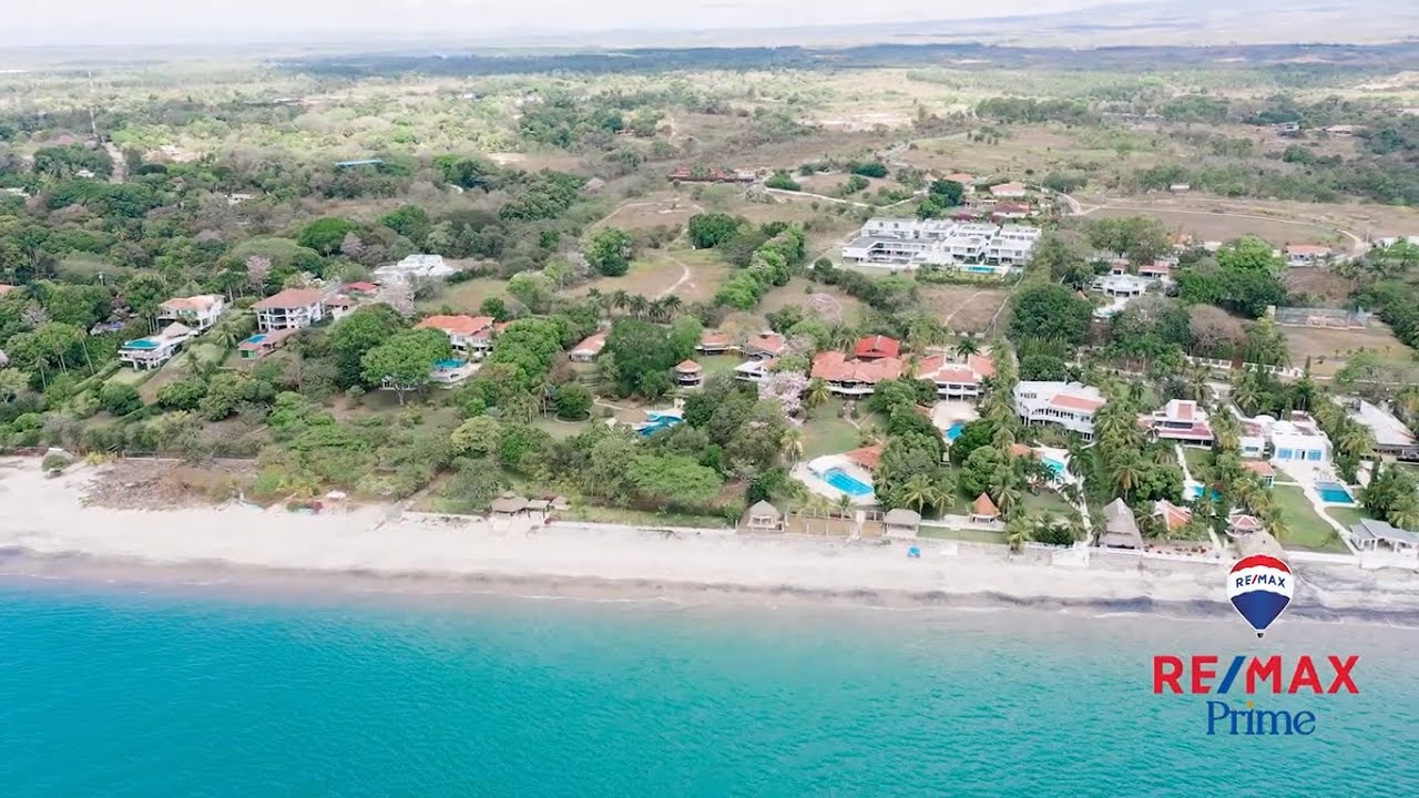 EXCLUSIVA CASA MULTIFAMILIAR EN LA PLAYA SANTA CLARA, PANAMA